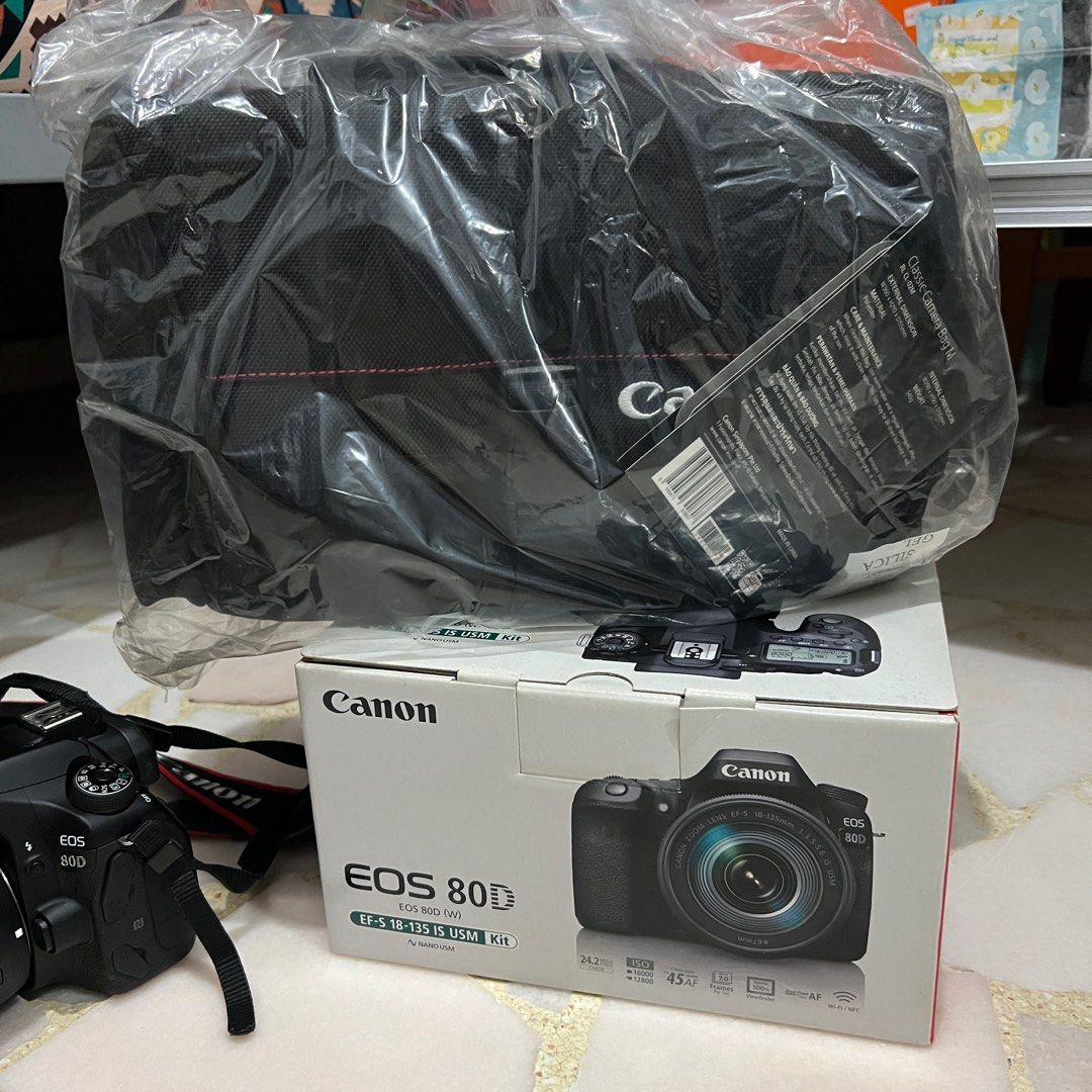 Canon EOS 80D EF-S 18-135 IS USM Kit - カメラ、光学機器