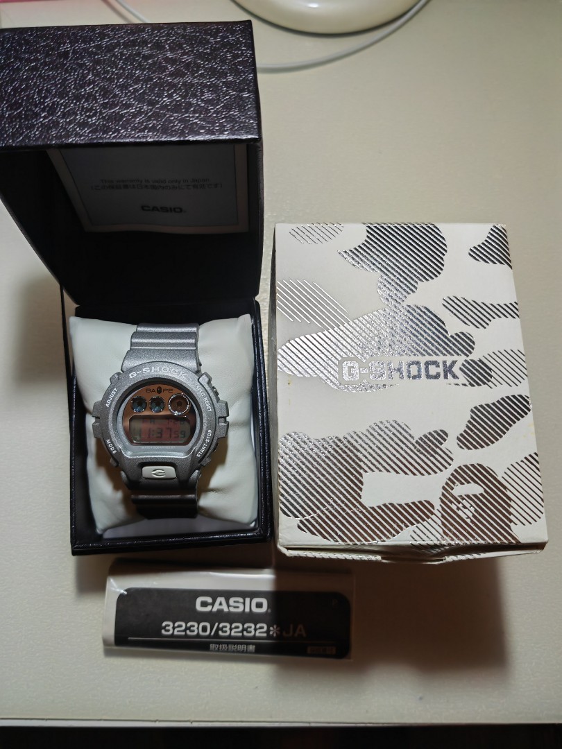 全新的Casio Bape x G-SHOCK DW-6900FS Silver, 名牌, 手錶- Carousell