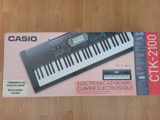 CASIO CTK 2100 Electronic Keyboard