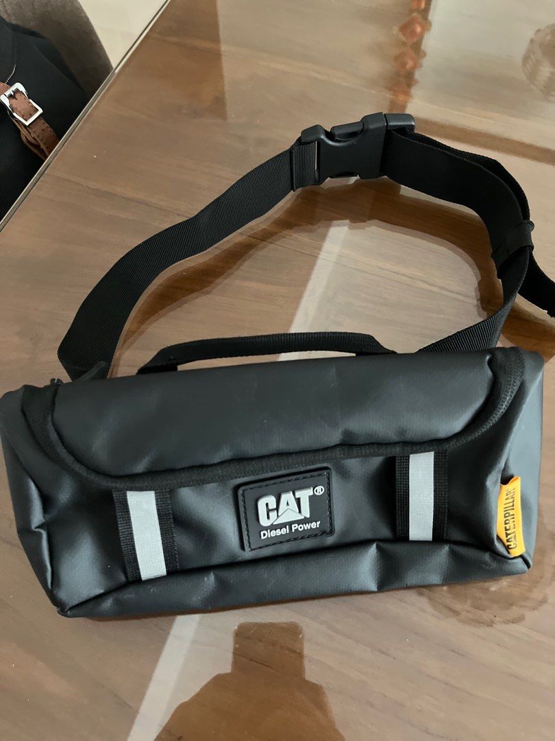 Caterpillar Waist Pack CAT Tarppowerng 1.8 ltrs Black Waist Bag