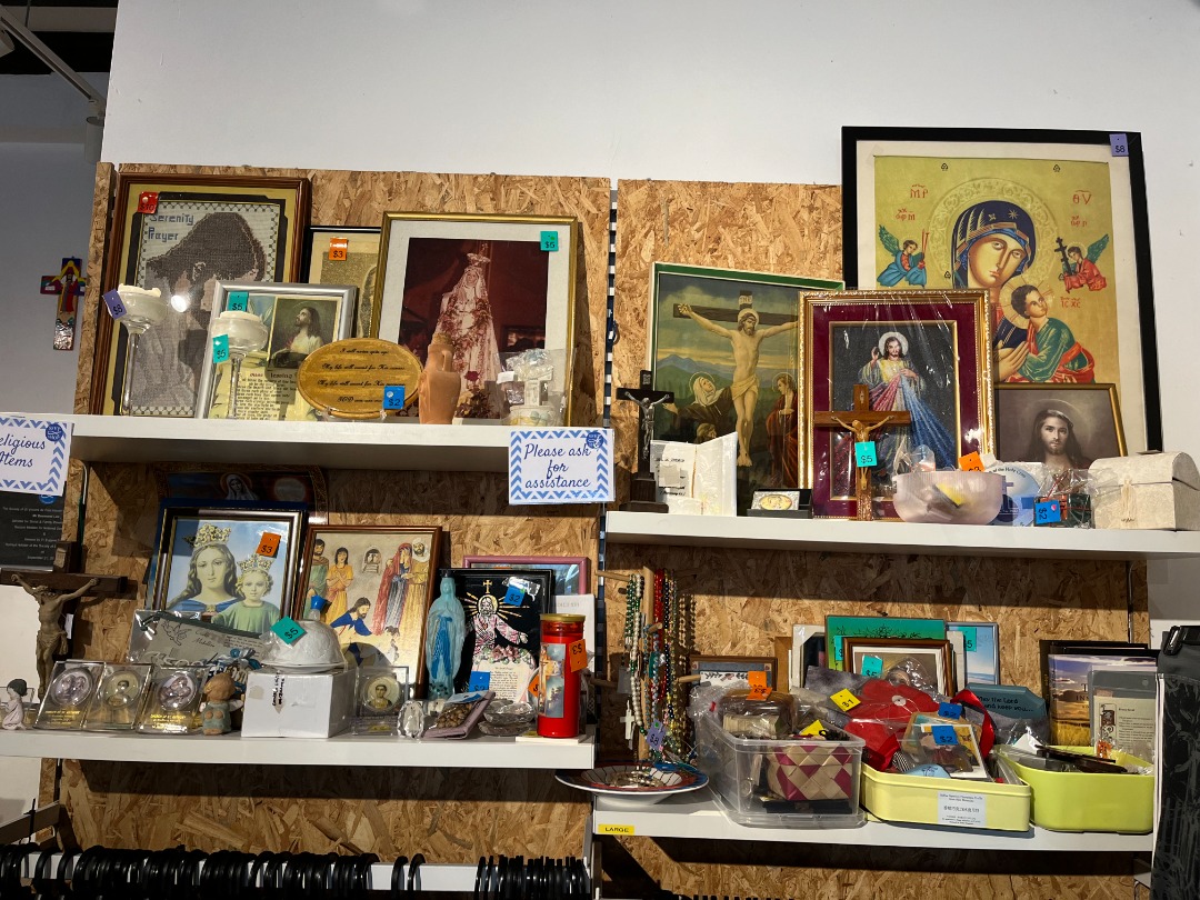 Catholic religious items: pictures, prayers, rosaries, cross, Hobbies