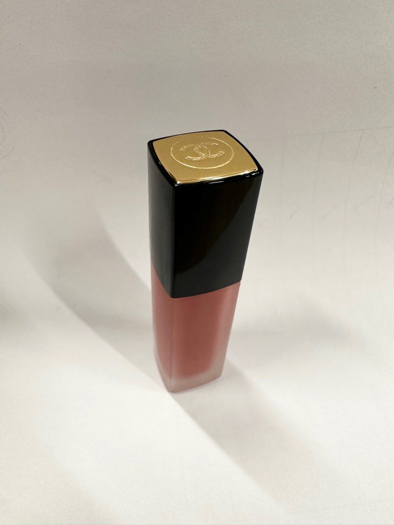 Chanel Lipstick Rouge allure ink #140 Amoureux, Beauty & Personal Care, Face,  Makeup on Carousell