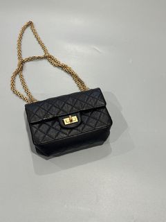 （分類：）位於 。 由 hksammy28 提交（商品編號 1245710722，圖片 1）。簡介： 。