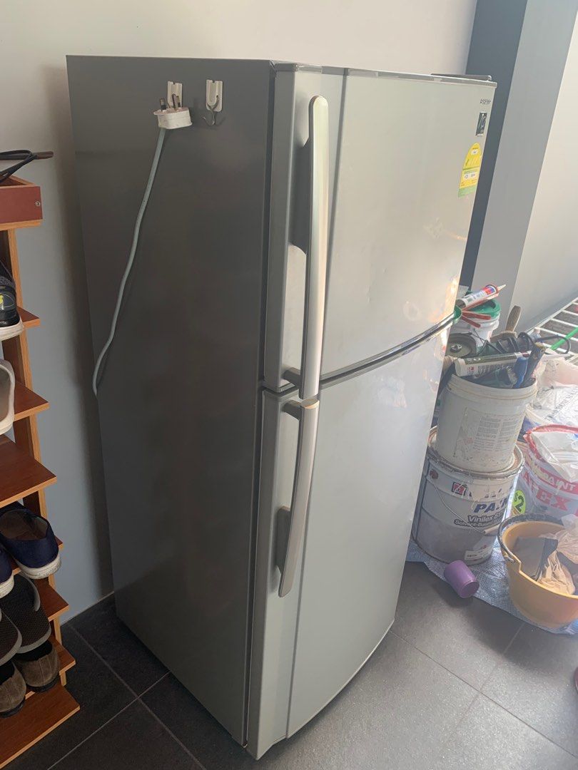 Cheap fridge, TV & Home Appliances, Kitchen Appliances, Refrigerators