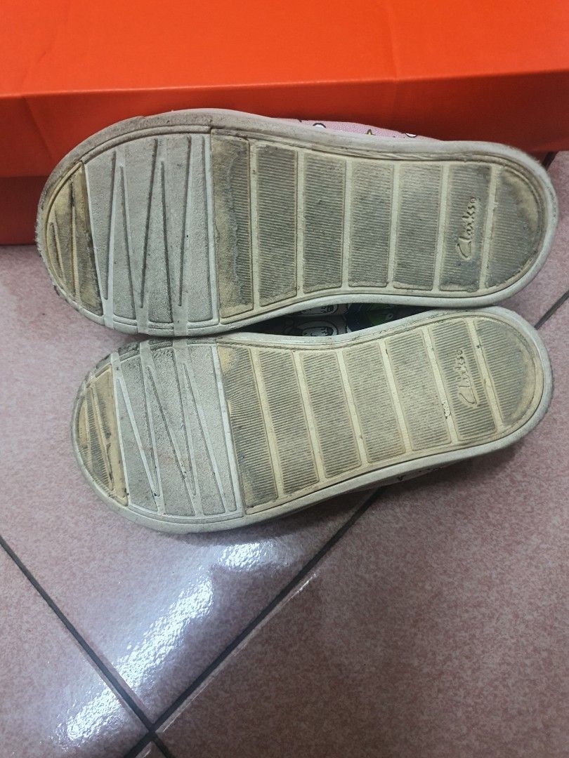 Clarks buzz lightyear shoes discount