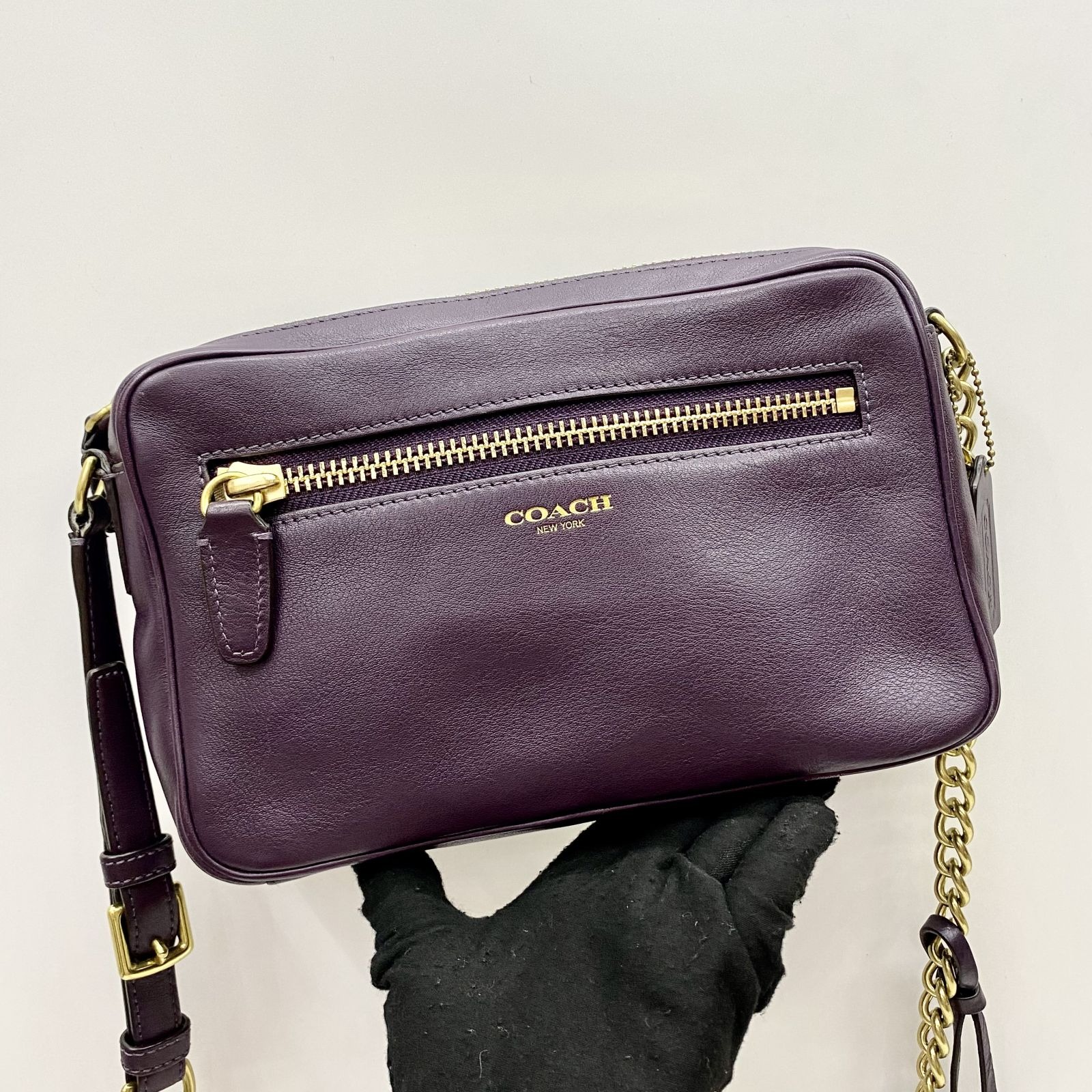 Coach legacy flight bag 2025