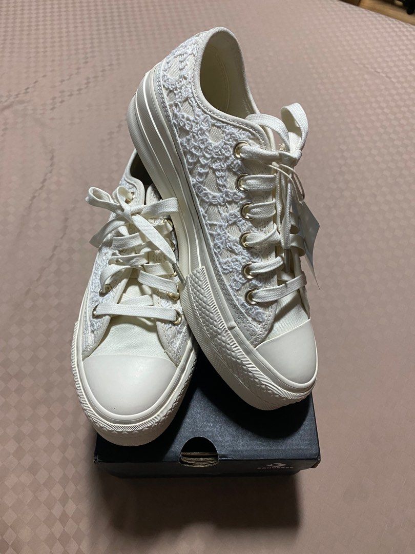 Chuck 70s off new arrivals white