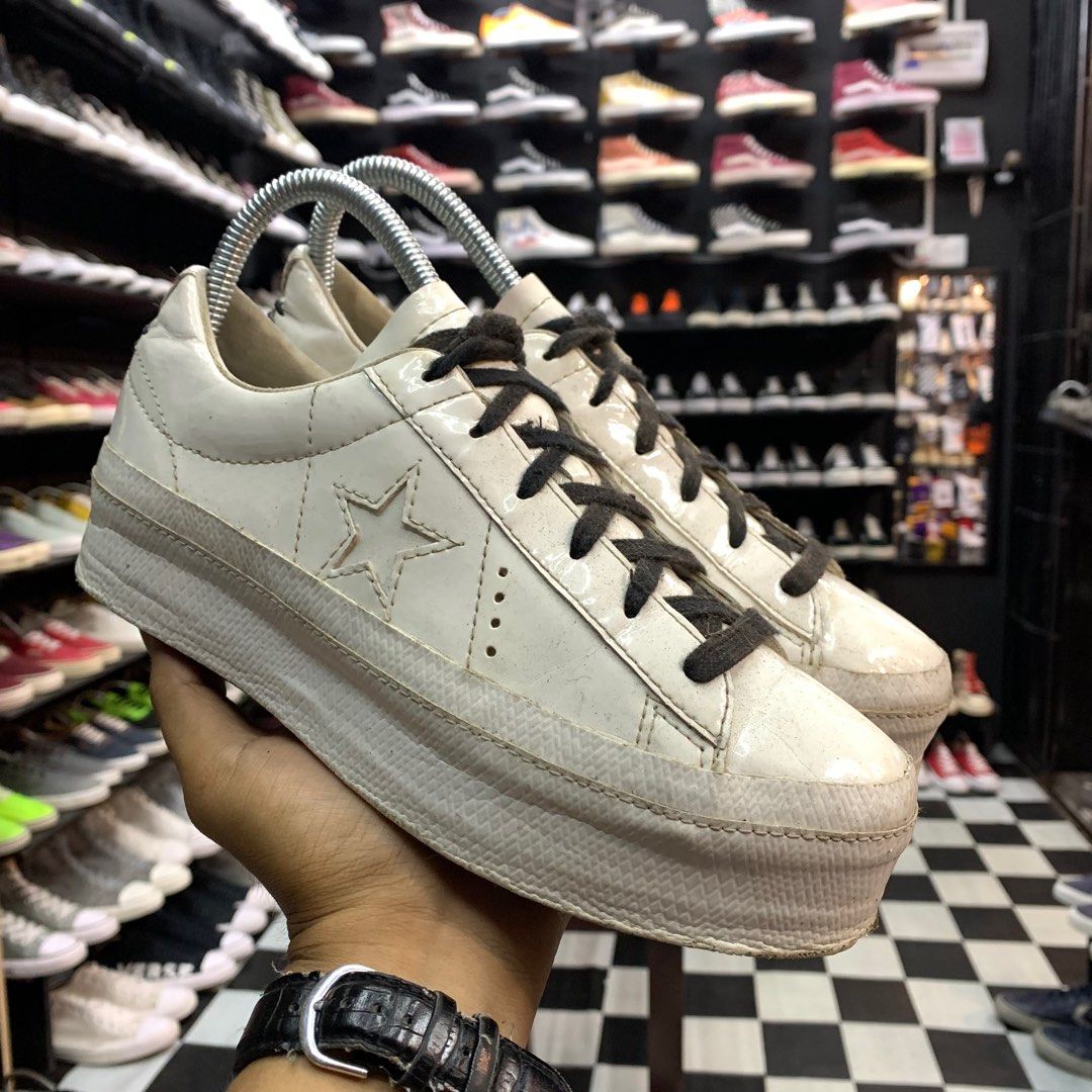 Womens one star best sale patent platform low