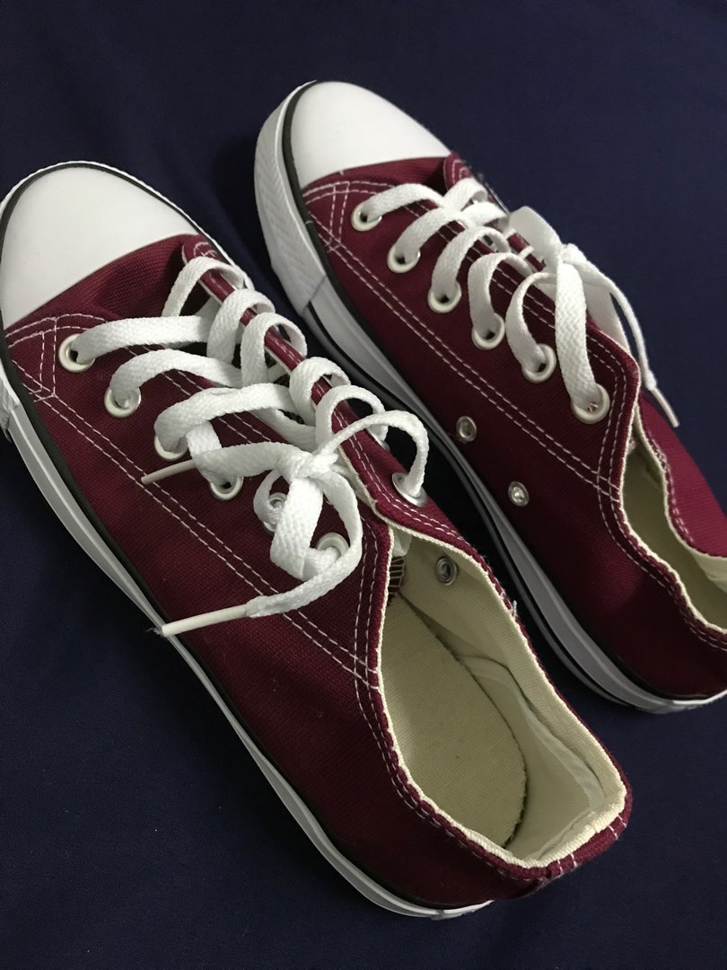 Maroon converse shoes hotsell