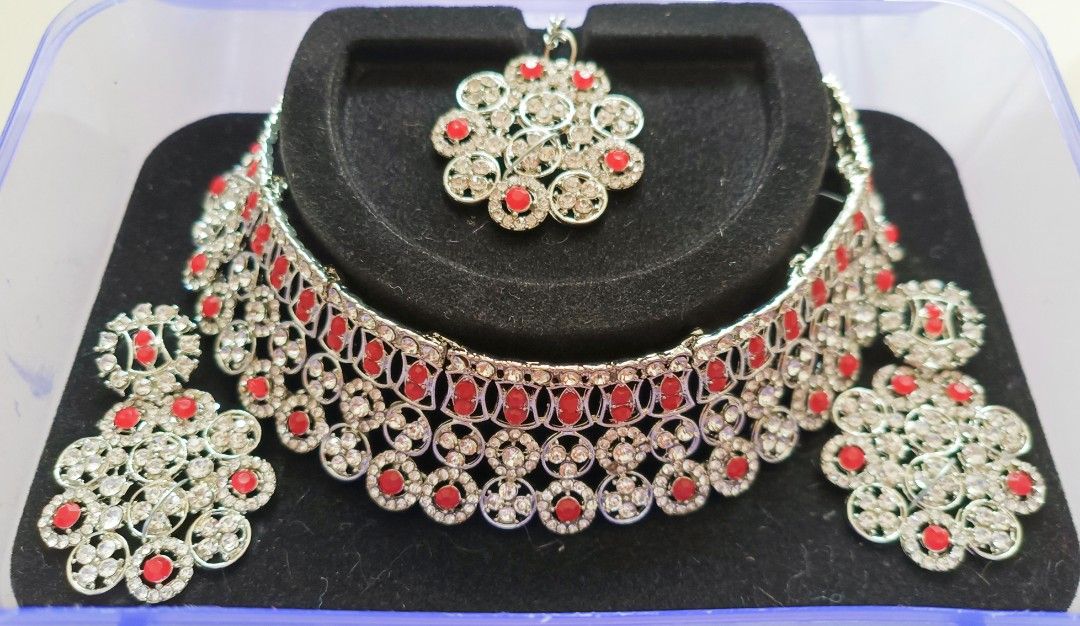 Red costume jewellery clearance