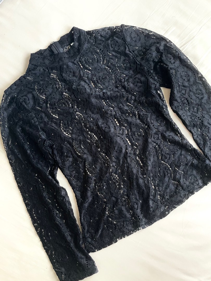 Loose Black Cotton Lace Patchwork Top Long Sleeve With Round Neck And Lace Hem For Autumn Fashion main image 0