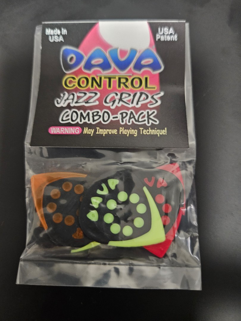 Music　Combo　Music　Media,　Pack,　Accessories　Hobbies　Dava　Grips　Picks　Control　Guitar　on　Jazz　Toys,　Carousell