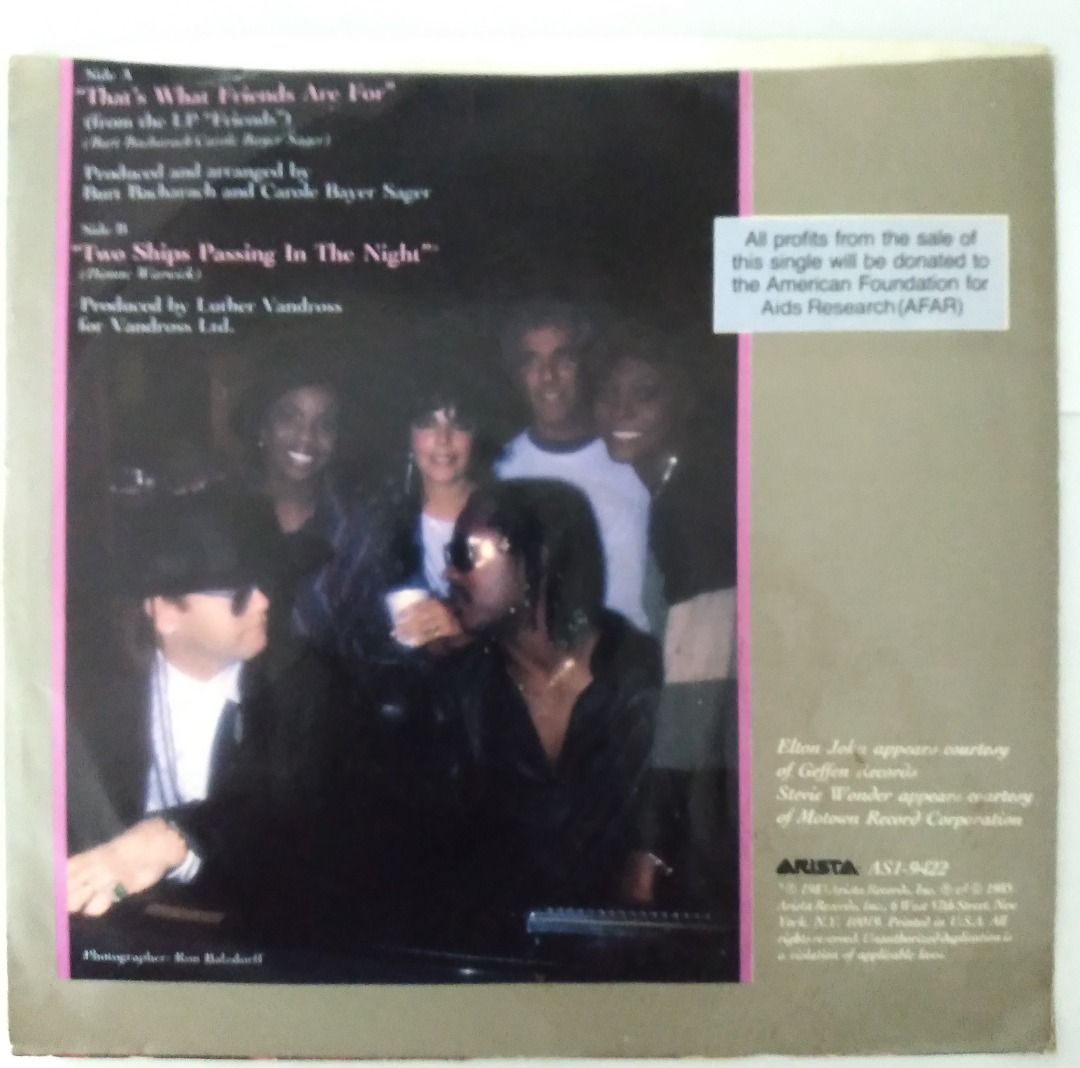 Dionne & Friends || That's What Friends Are For b/w Two Ships Passing ...