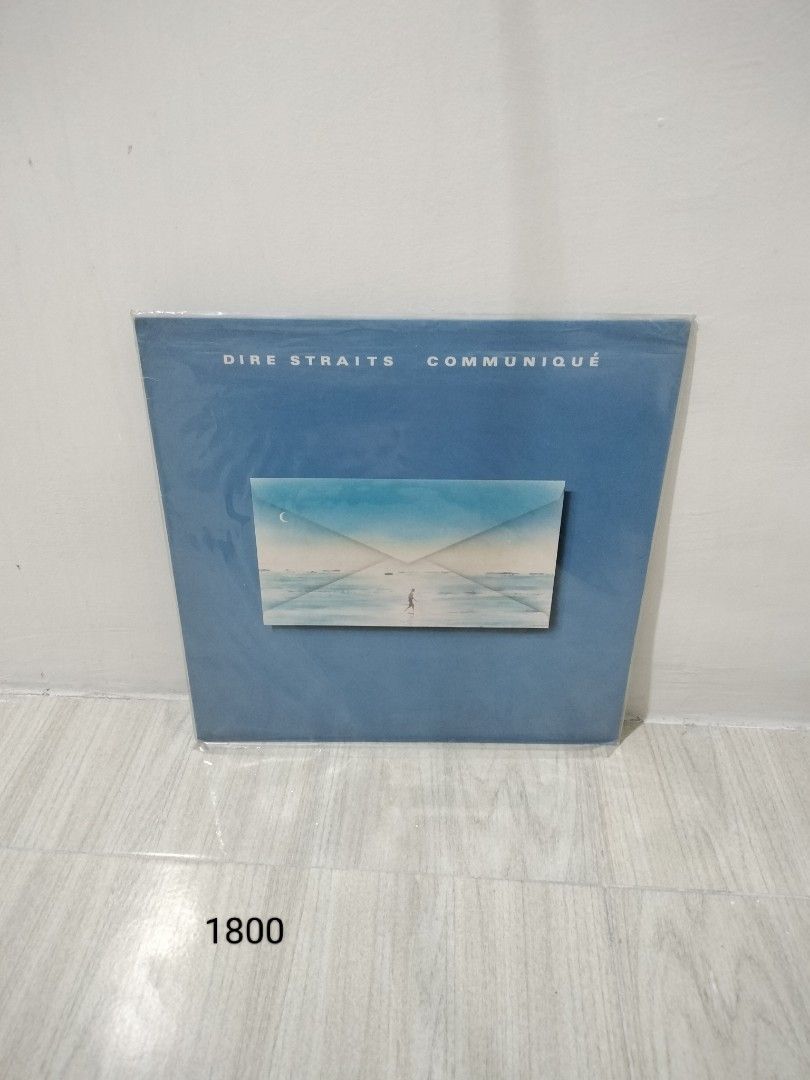 Dire Straits Communique vinyl (Category: Vinyls) located in Manila. Submitted by papichinito (Listing ID 1245655057, Image 1). Description: .