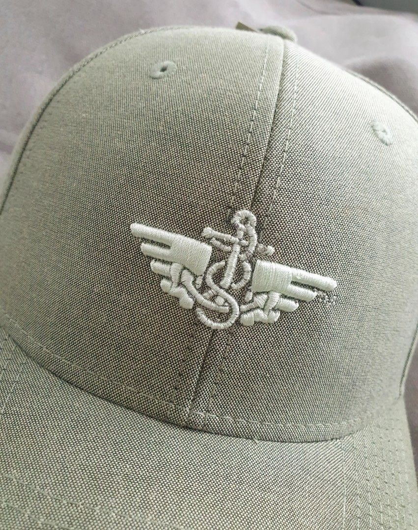 Dockers Cap, Men's Fashion, Watches & Accessories, Caps & Hats on Carousell