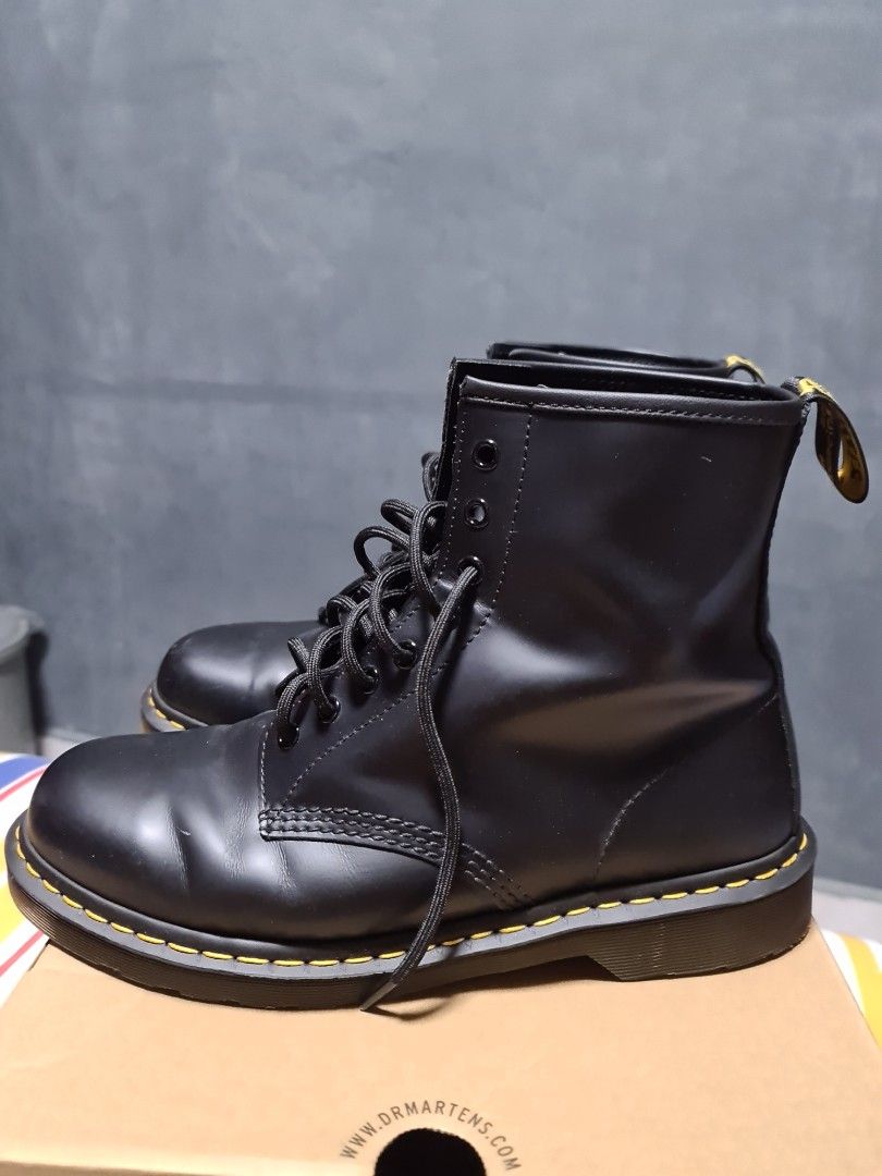 Mens dr martens size 10 hot sale