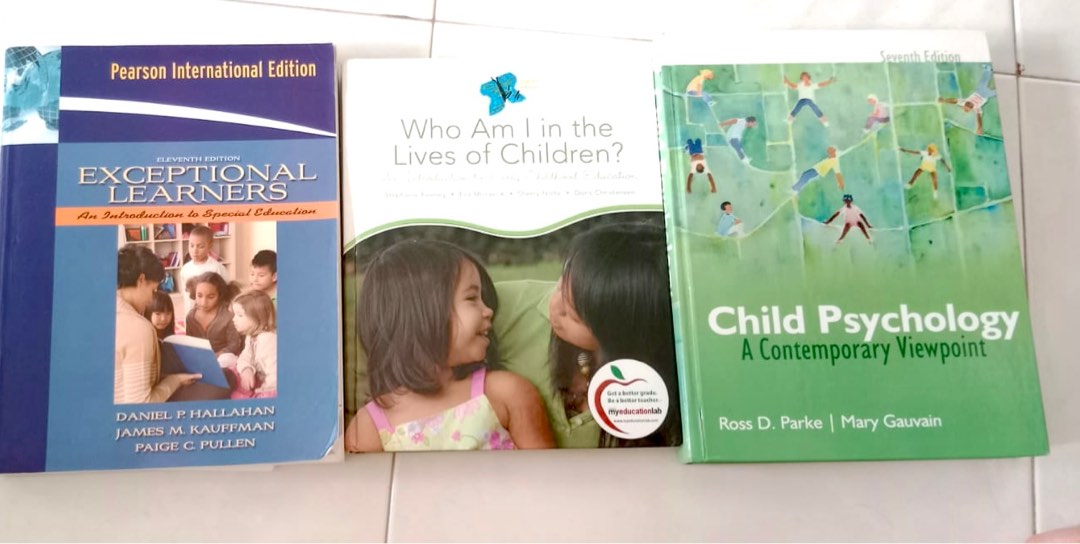 Magazines,　Early　Hobbies　Textbook,　Education　Childhood　Toys,　on　Books　Textbooks　Carousell