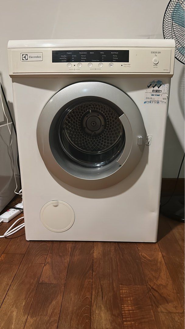 Electrolux dryer ranked best in market (Sensor dry 7kg), TV & Home