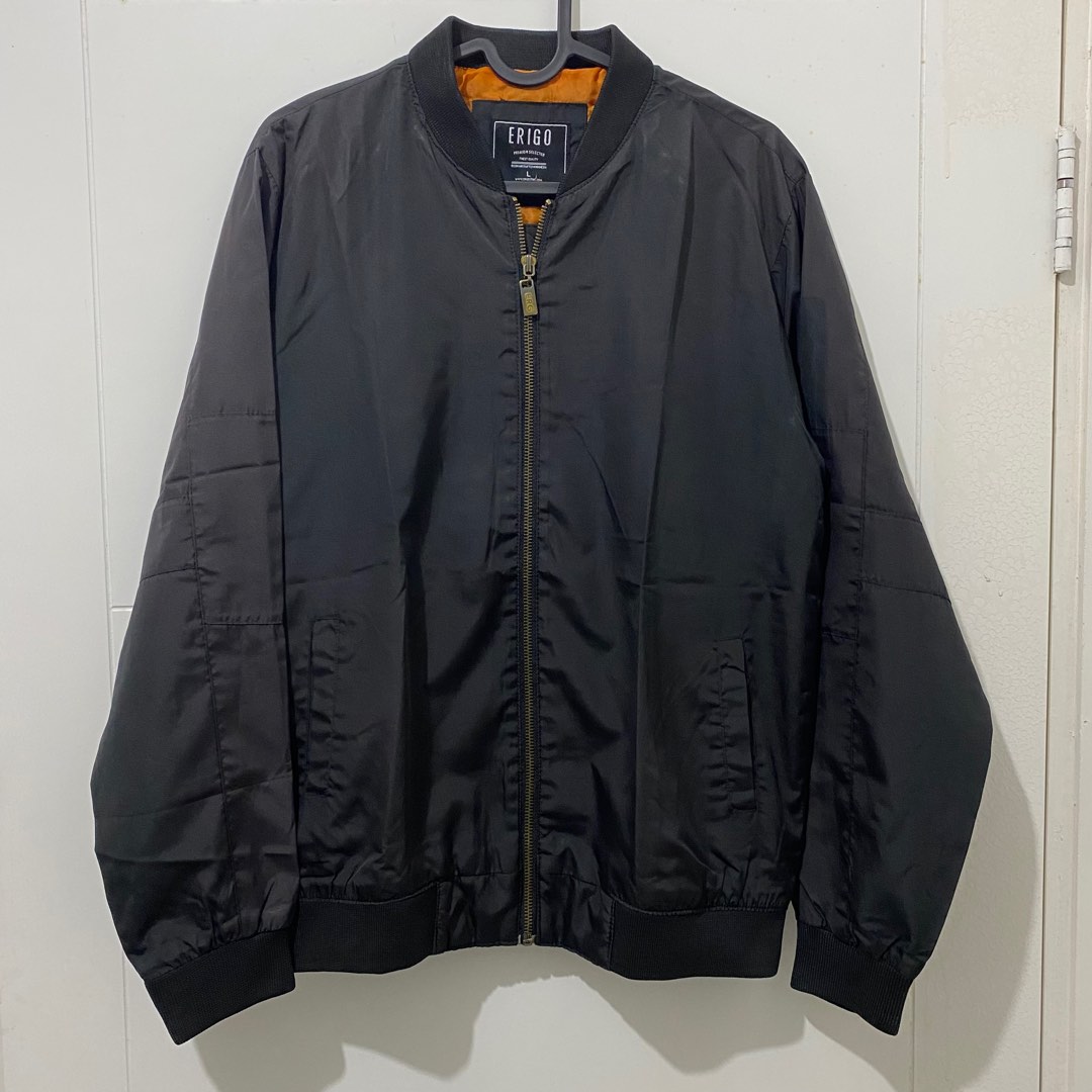 Erigo Bomber Jacket Black Hitam L on Carousell