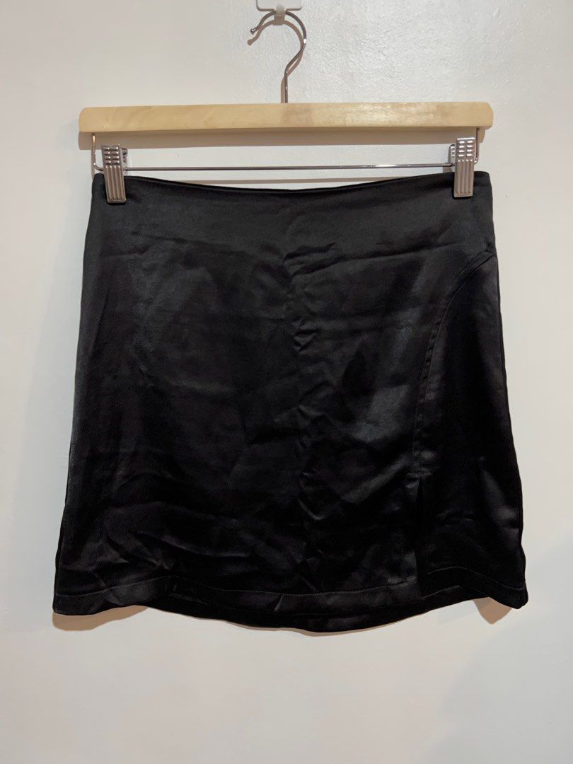 Forever 21 Silk Skirt Women s Fashion Bottoms Skirts on Carousell