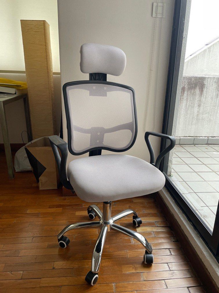 Forty two sales office chair