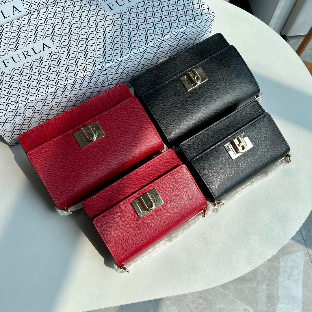 Furla shop viva bag