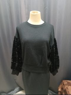 (Category: ) located in . Submitted by knit.blousestore (Listing ID 1245636100, Image 1). Description: .