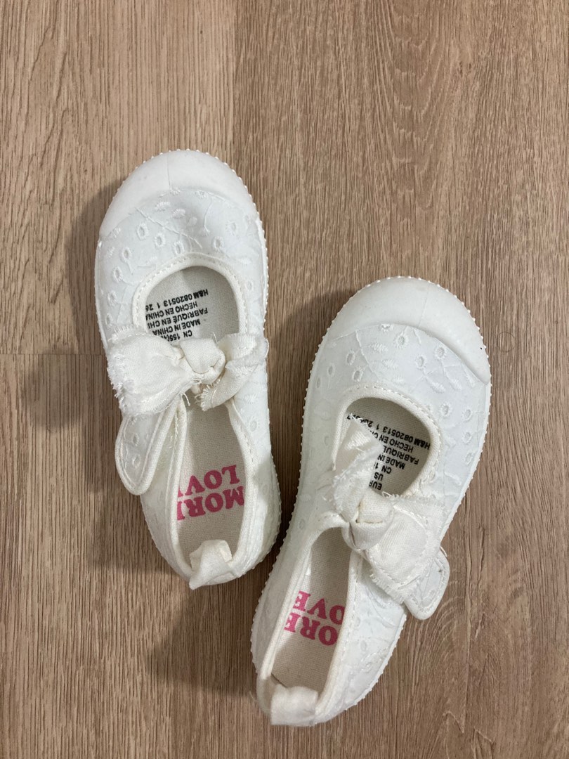H and hotsell m baby shoes