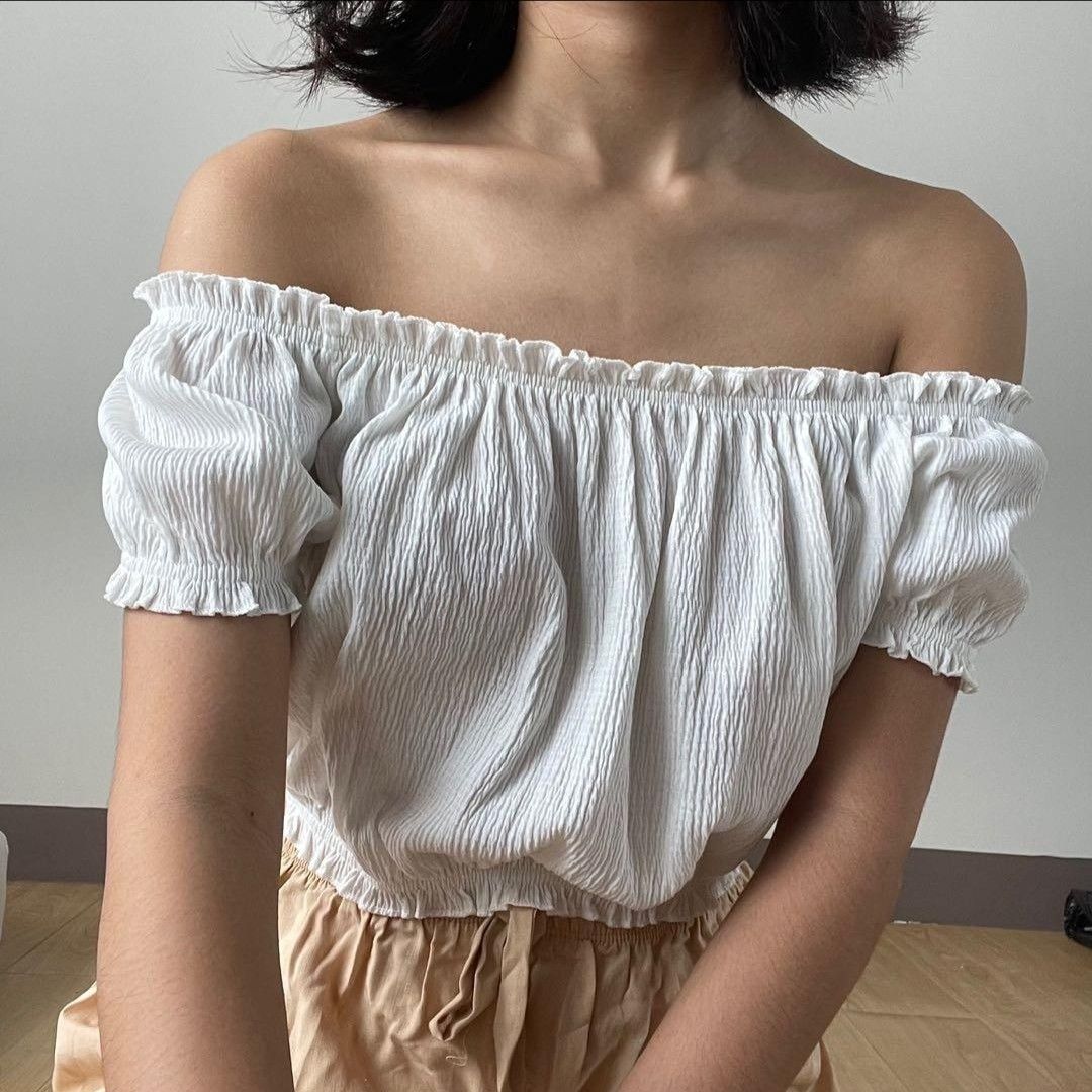 Smocked off the shoulder top 2025 h&m
