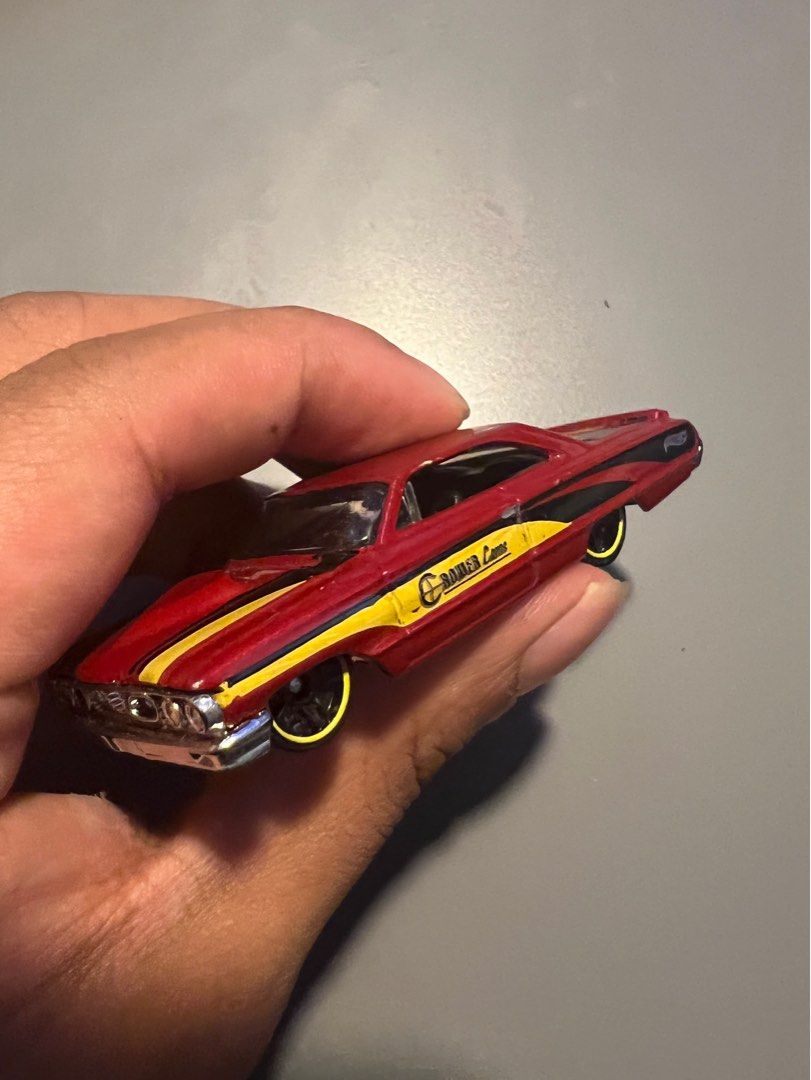 ホットウィール Custom '64Galaxie 讃え ホットウィール Custom '64Galaxie 讃え
