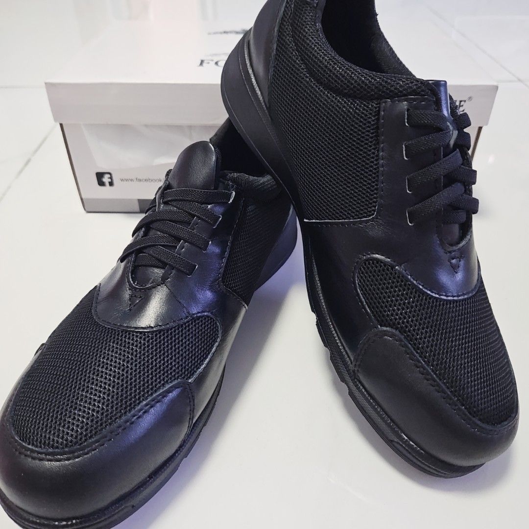 Basic shoes for school discount