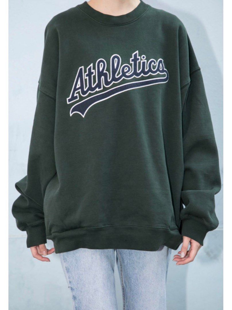 Brandy melville athletics sweatshirt outlet