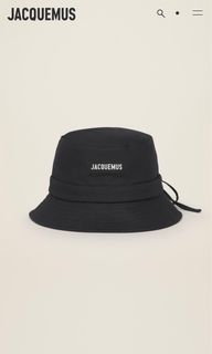 Jacquemus bucket hat
