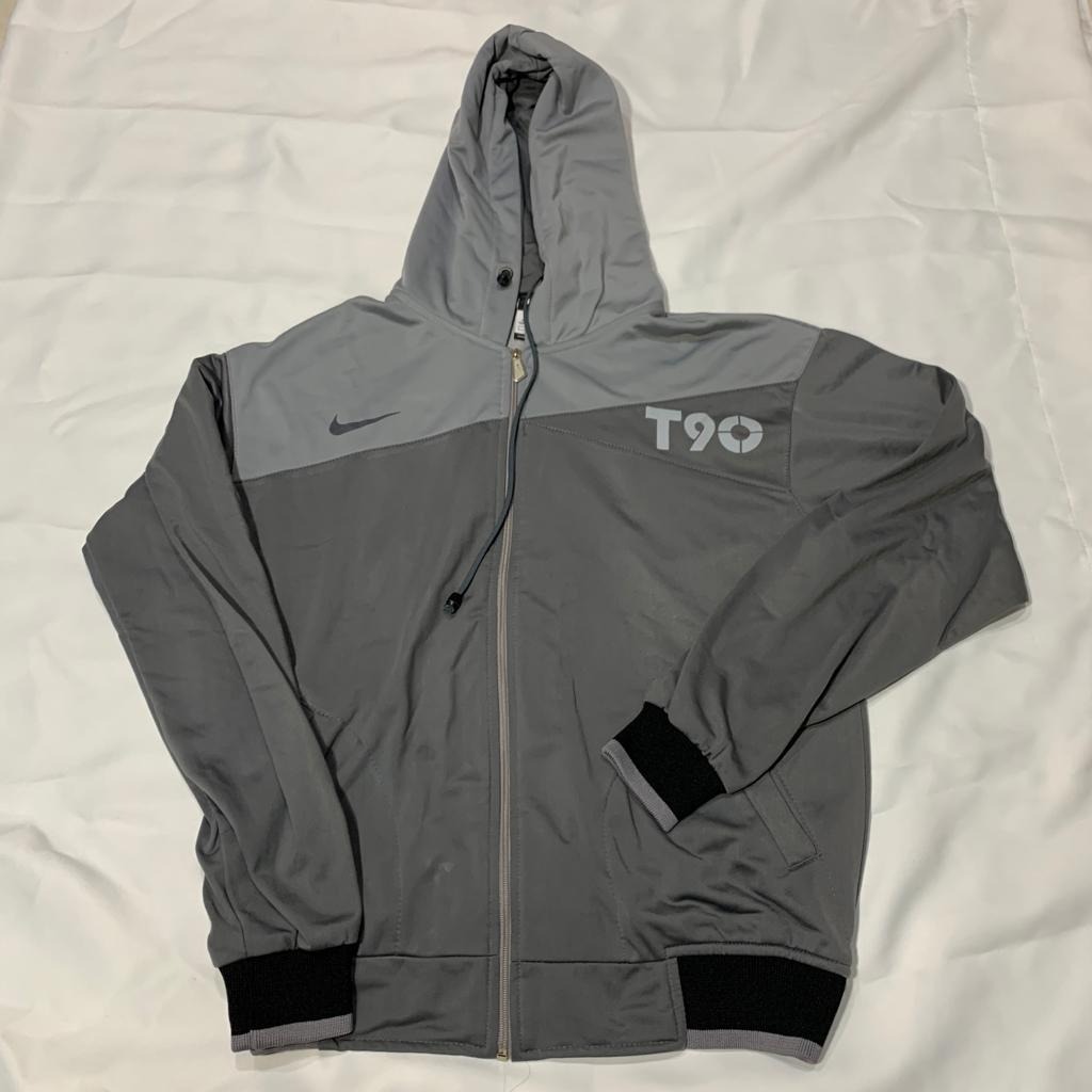 jaket nike t90