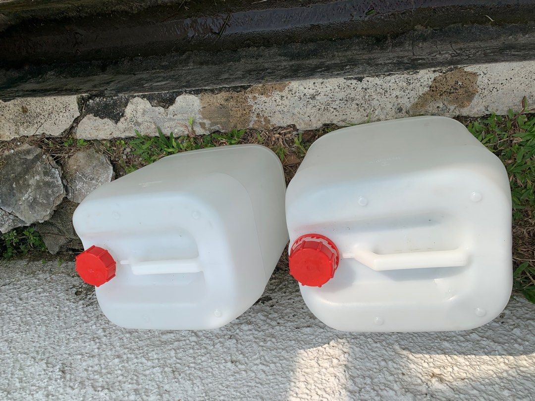 4 nos Jerry Can 25 litre water container , Furniture & Home Living