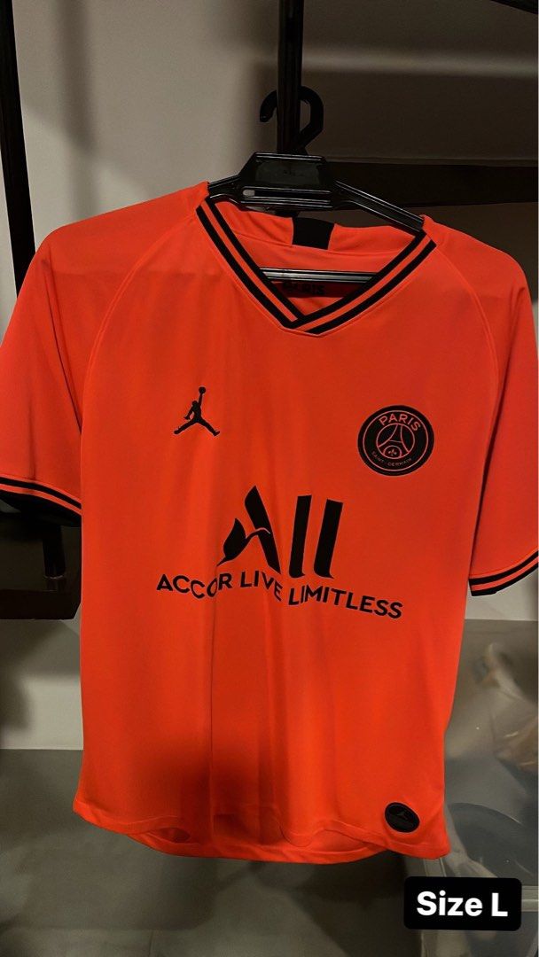 Psg jersey hotsell jordan red