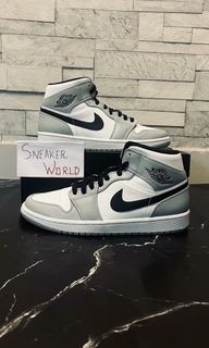 (Category: ) located in . Submitted by sneakerworld_my (Listing ID 1245648130, Image 1). Description: .