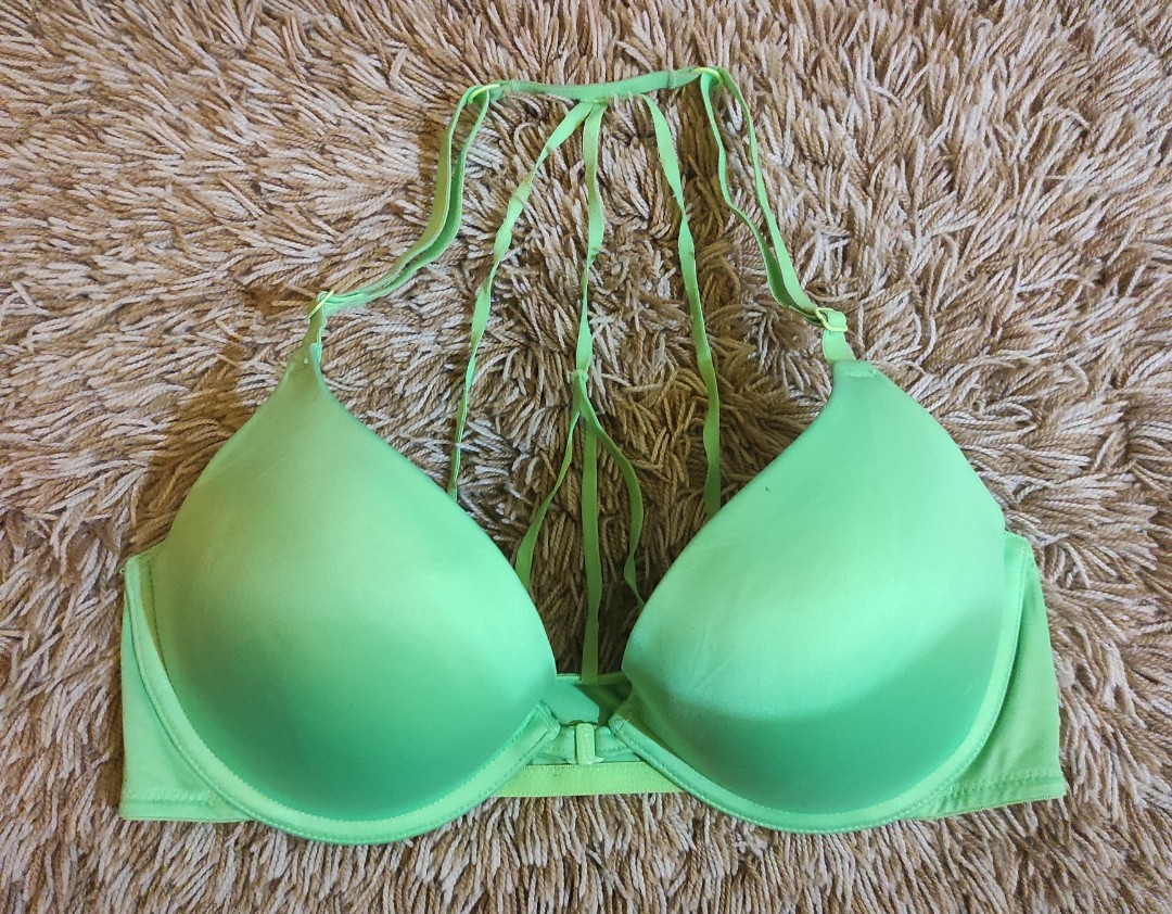 Victoria Secret - Mint Green Bra (34B), Women's Fashion, Undergarments &  Loungewear on Carousell