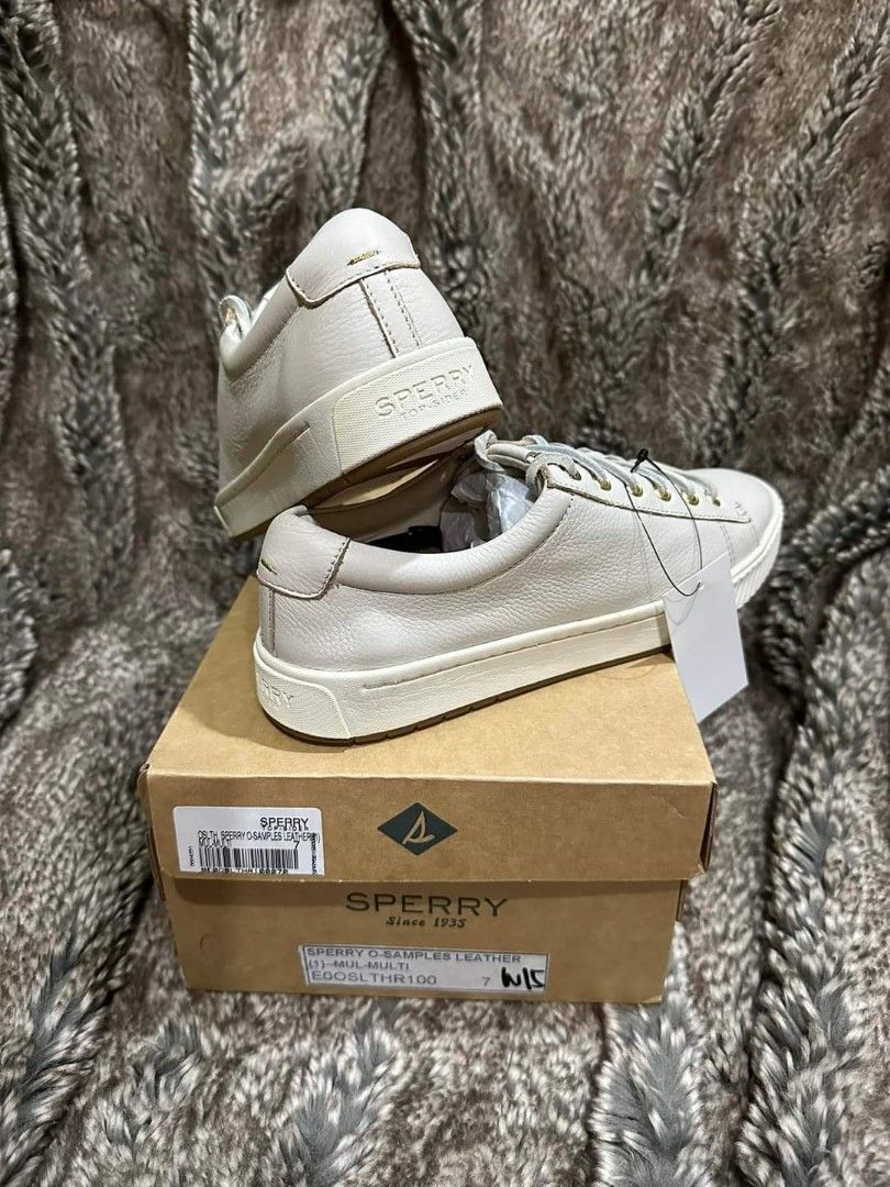 Off on sale white sperrys