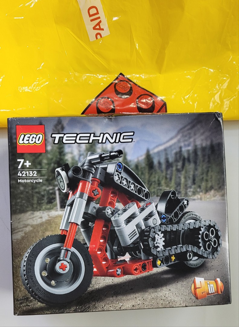 LEGO® TECHNIC™ 42132 Motorcycle