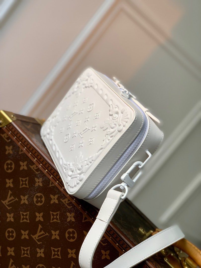 Louis Vuitton Ornaments Handle Soft Trunk Bag Authentic, Luxury, Bags &  Wallets on Carousell