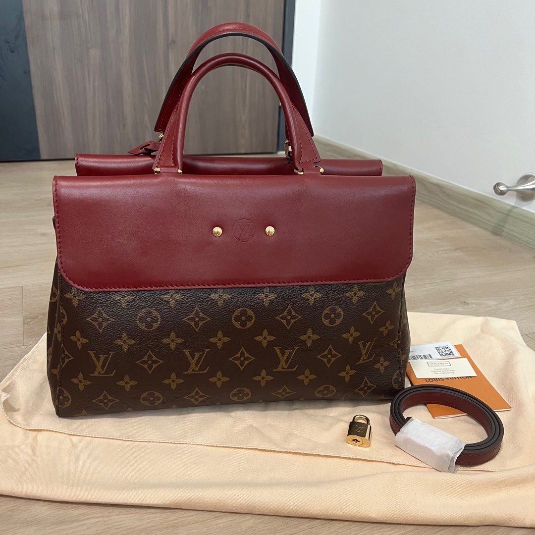 Original LV Damier Ebene Triana, Luxury, Bags & Wallets on Carousell
