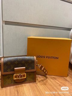 LV MONOGRAM BOSSPHORE, Luxury, Bags & Wallets on Carousell