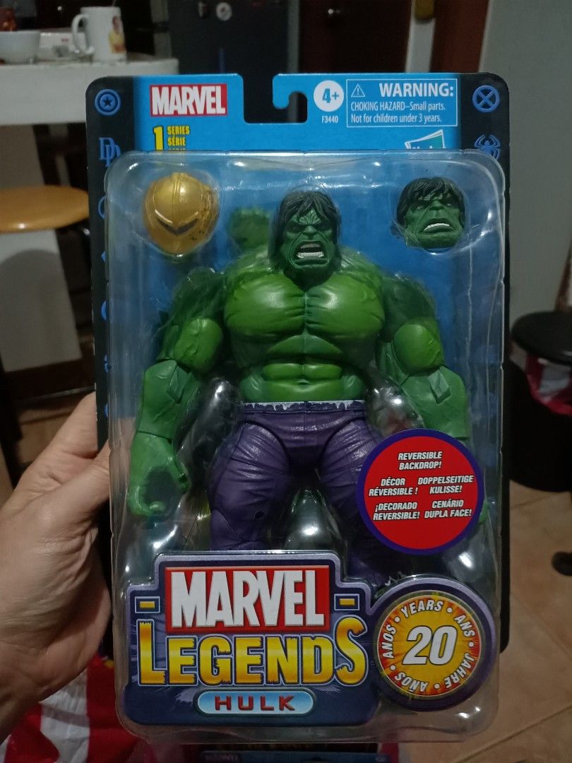 Marvel Legends 20th hulk (Category: Figurines & Statues) located in Mandaluyong City. Submitted by noytoys23 (Listing ID 1245661767, Image 1). Description: Marvel Legends 20th hulk Brand New sealed.
