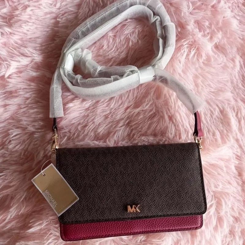 Mk mott hotsell phone crossbody