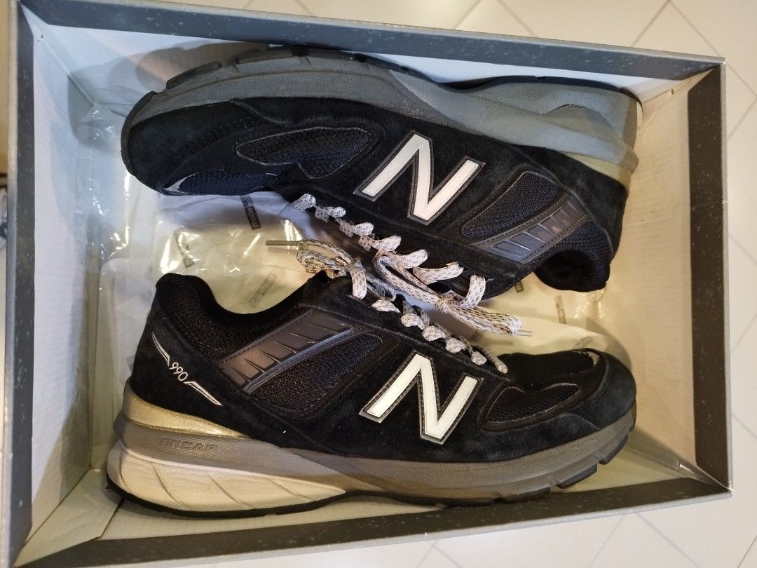 Comme des garcons sales 990v5 review