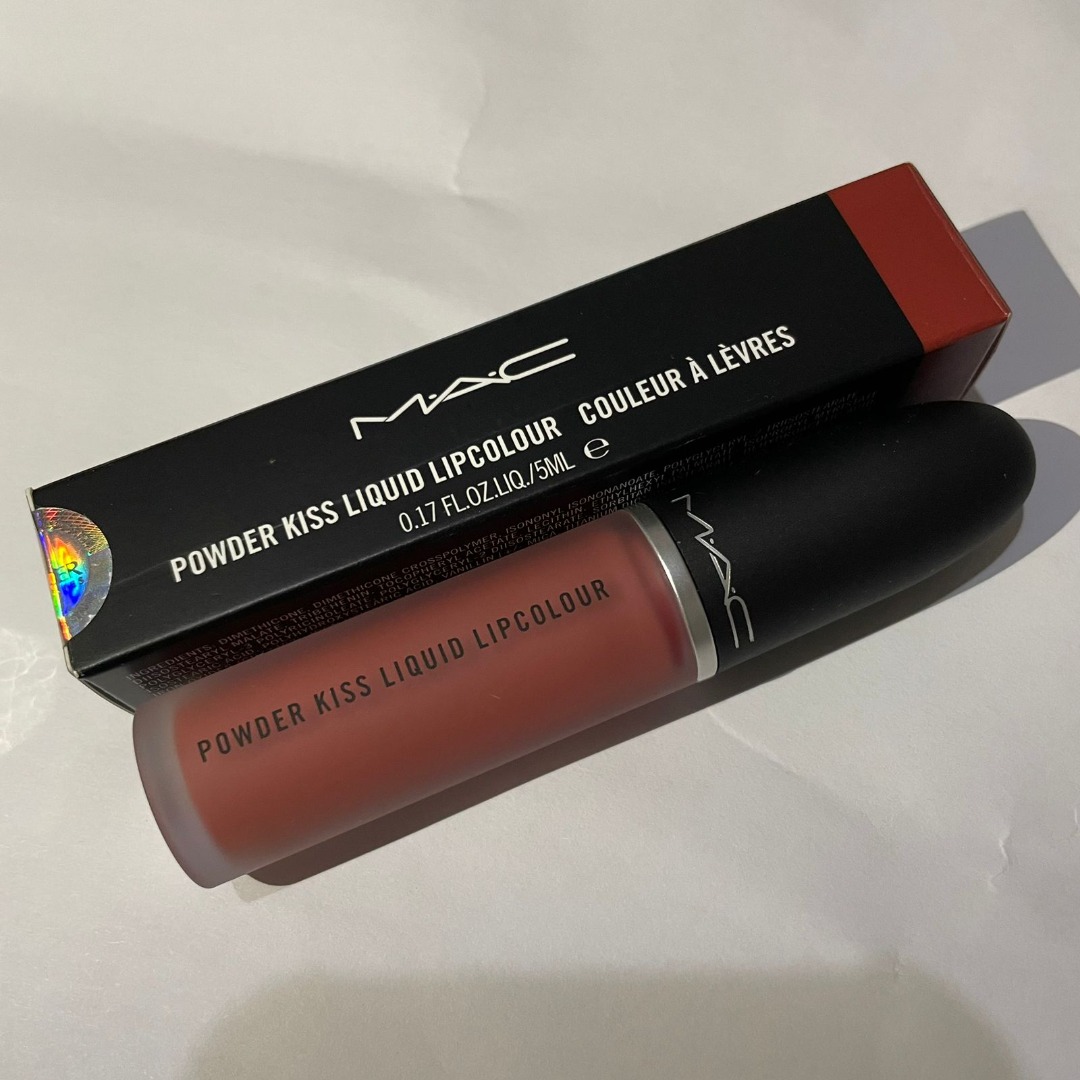 (NEW) MAC COSMETICS Powder Kiss Liquid Lipcolour FULL SIZE 5ml shade MULL IT OVER 989 989 (best