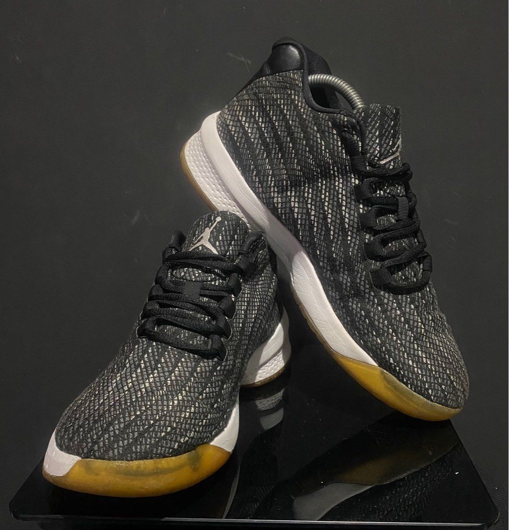 Jordan b discount fly basketball shoes