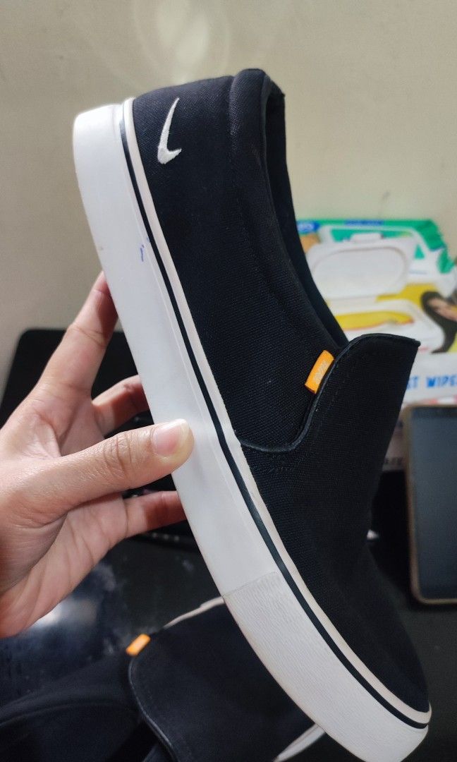 Nike Court Royale Slip On on Carousell
