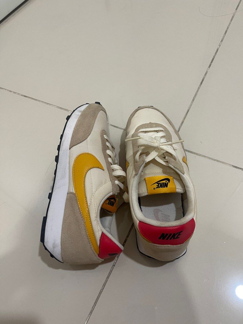 Nike cheap daybreak beige